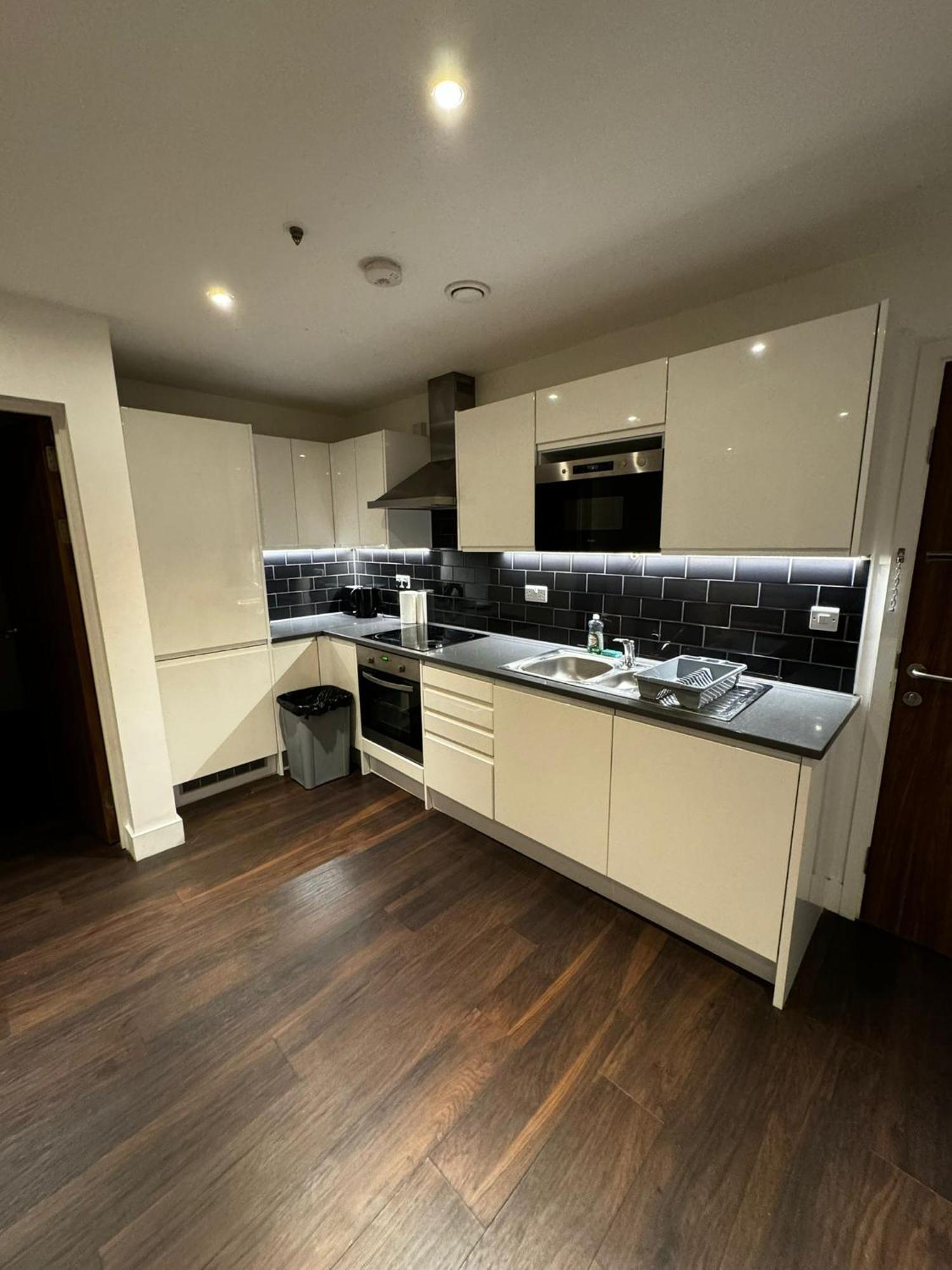 Two Br Flat In Britannia Point Bp65